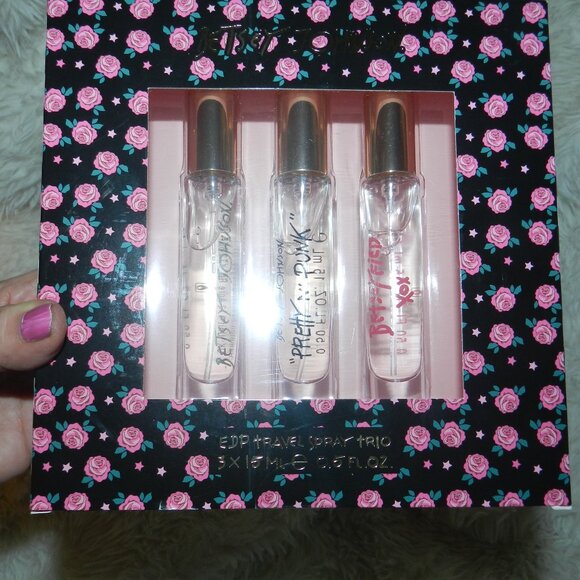 Betsy Johnson Travel Spray Trio 3pc Gift Set 🆕📦🏃💨⚡🚚 - Picture 5 of 14